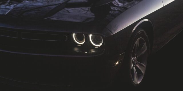 découvrez notre gamme complète de phares pour votre véhicule, alliant performance et esthétisme. améliorez votre visibilité sur la route grâce à nos technologies innovantes et notre vaste sélection de modèles adaptés à tous types de voitures.