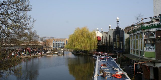 découvrez le tourisme alternatif : des expériences authentiques et durables pour explorer des destinations hors des sentiers battus.