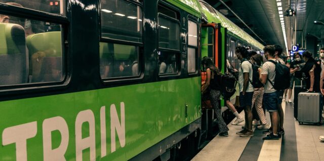 découvrez des plateformes innovantes dédiées au tourisme alternatif, offrant des expériences uniques et authentiques loin des circuits touristiques traditionnels.